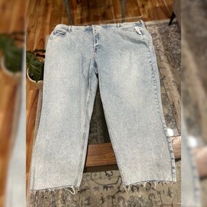 NWT Old Navy Curvy Sky-Hi Straight Jeans Med Wash Blue Raw Hem Button Fly Sz 30
